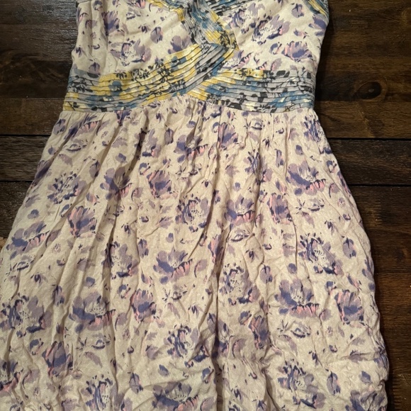 Kimchi Blue Size Med Floral Boho Dress Like New - Picture 4 of 5